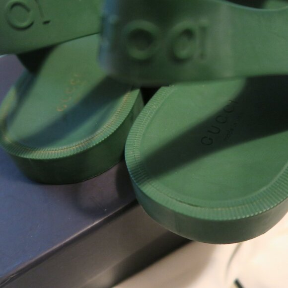 Gucci Double G Logo Rubber Fisherman Buckle Sandals Green Size 8 Mens Authentic main image 9
